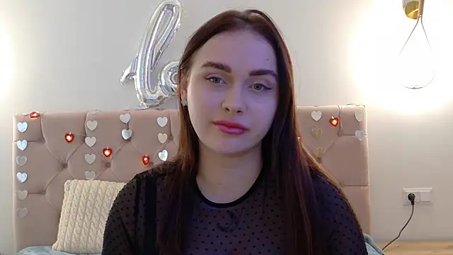 Lilliana Moon online show from 02/19/25, 08:44