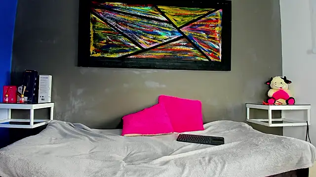 Snapshot of Charlotte_curvy_ chatting on 03/26/26, 08:07 Charlotte curvy online show from 03/26/26, 08:07