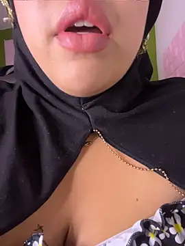 zahra Jalid online show from 04/17/26, 07:06