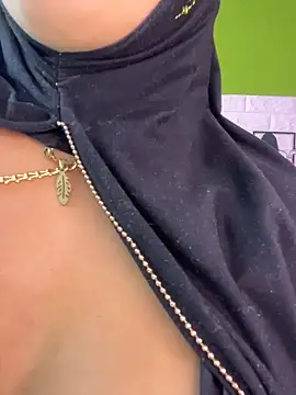 zahra Jalid online show from 02/07/26, 01:35