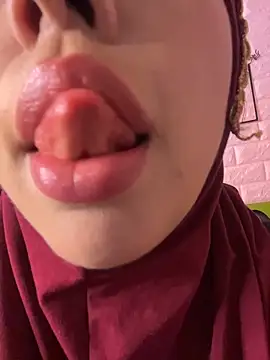 zahra Jalid online show from 04/02/26, 11:33