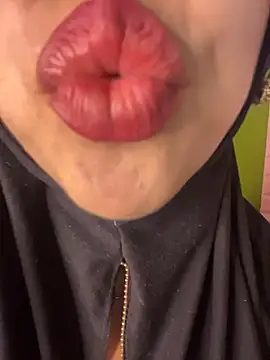 zahra Jalid online show from 03/25/26, 01:28