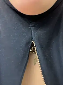 zahra Jalid online show from 01/09/26, 12:39