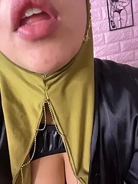 zahra Jalid online show from 03/21/26, 01:51