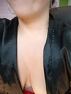 zahra Jalid online show from 11/19/25, 11:27