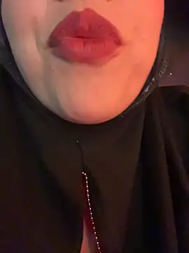 Snapshot of zahra_Jalid chatting on 05/19/26, 09:44 zahra Jalid online show from 05/19/26, 09:44