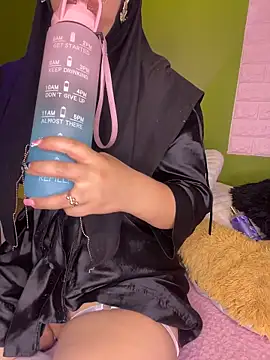 zahra Jalid online show from 02/28/26, 12:21