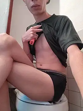 adriaav online show from 03/31/26, 12:12