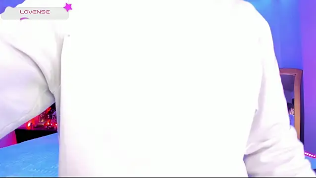 Ethan Boyy online show from 05/15/26, 07:56