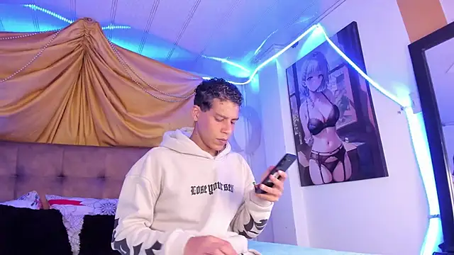 Snapshot of Ethan_Boyy chatting on 09/08/25, 11:37 Ethan Boyy online show from 09/08/25, 11:37