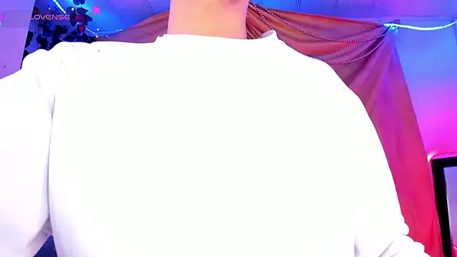 Ethan Boyy online show from 12/23/25, 03:17