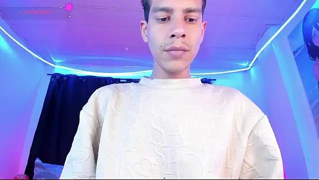 Ethan Boyy online show from 04/20/26, 09:38