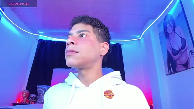 Ethan Boyy online show from 04/13/26, 02:54