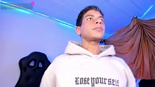 Ethan Boyy online show from 11/17/25, 10:14