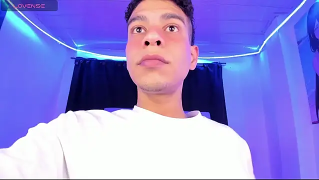 Ethan Boyy online show from 05/28/26, 05:52