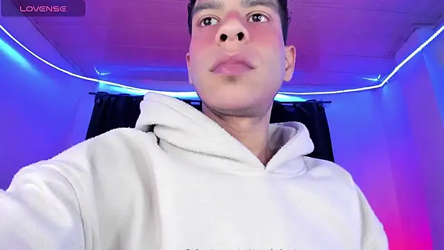 Ethan Boyy online show from 04/09/26, 09:21