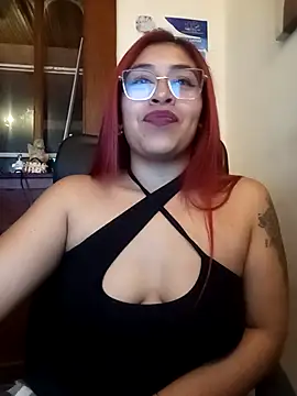 Snapshot of AnonymousGirl chatting on 10/06/25, 11:49 AnonymousGirl online show from 10/06/25, 11:49
