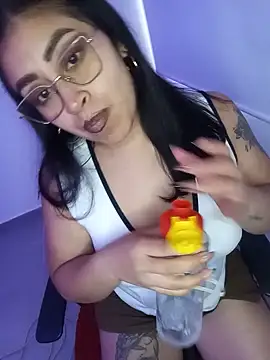 AnonymousGirl online show from 07/01/26, 09:48