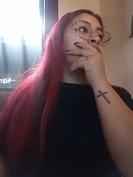 Snapshot of AnonymousGirl chatting on 10/27/25, 08:43 AnonymousGirl online show from 10/27/25, 08:43