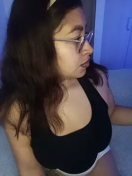 AnonymousGirl online show from 05/14/26, 01:52