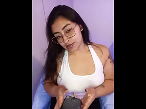 AnonymousGirl online show from 07/23/26, 08:38