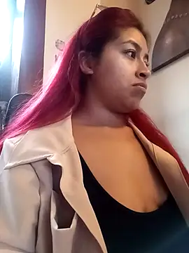 Snapshot of AnonymousGirl chatting on 10/25/25, 09:48 AnonymousGirl online show from 10/25/25, 09:48