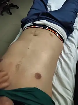 Snapshot of Inglphons chatting on 02/04/26, 07:03 Inglphons online show from 02/04/26, 07:03