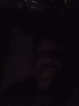 Snapshot of Inglphons chatting on 11/30/25, 08:37 Inglphons online show from 11/30/25, 08:37