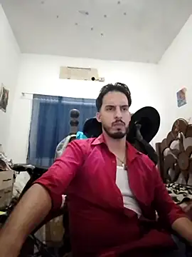 Snapshot of alejo5288 chatting on 10/02/25, 03:21 alejo5288 online show from 10/02/25, 03:21