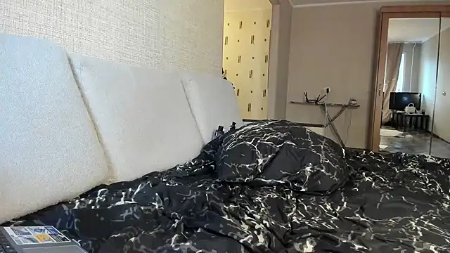 KittyMeawsX online show from 05/29/26, 01:33
