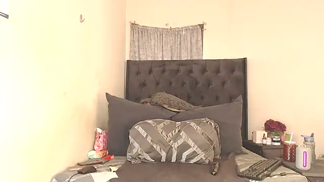 BarbieLadie online show from 02/15/26, 12:48