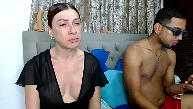 sweethoneytsx online show from 01/14/26, 10:02