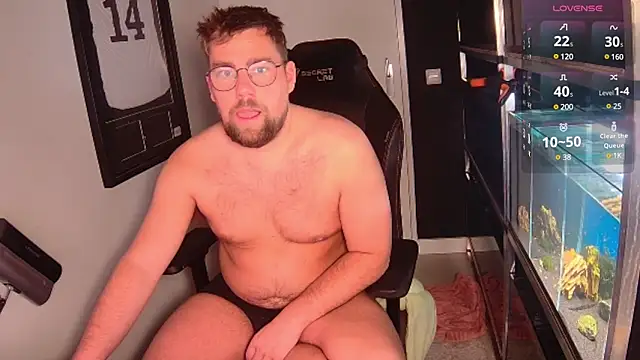 Snapshot of justinitt chatting on 02/27/25, 05:07 justinitt online show from 02/27/25, 05:07