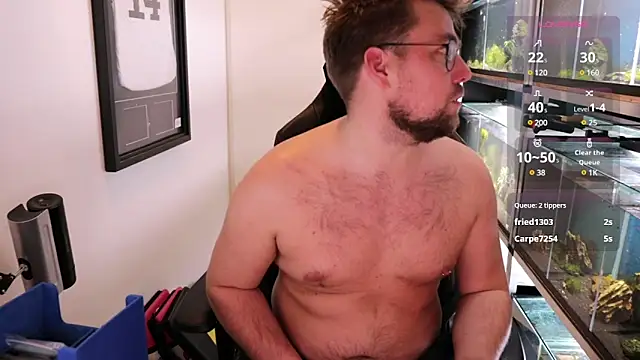 Snapshot of justinitt chatting on 03/04/25, 12:18 justinitt online show from 03/04/25, 12:18