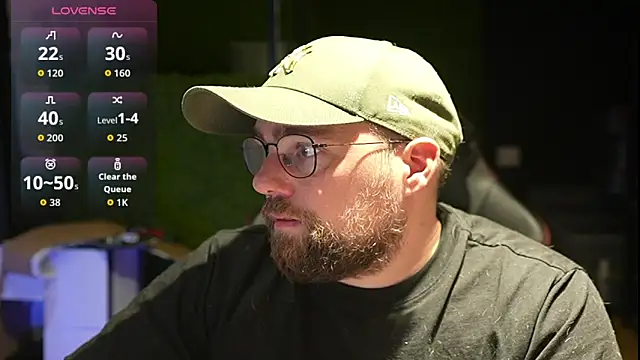 Snapshot of justinitt chatting on 10/08/25, 08:49 justinitt online show from 10/08/25, 08:49