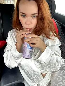 Kelley Allie online show from 10/04/25, 10:06