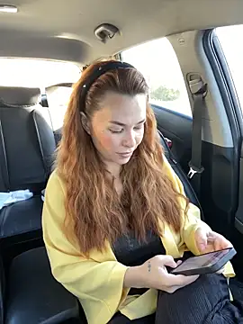 Kelley Allie online show from 11/01/25, 06:19