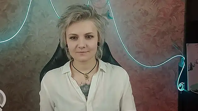 Snapshot of EvaBrownie chatting on 01/27/25, 02:46 EvaBrownie online show from 01/27/25, 02:46