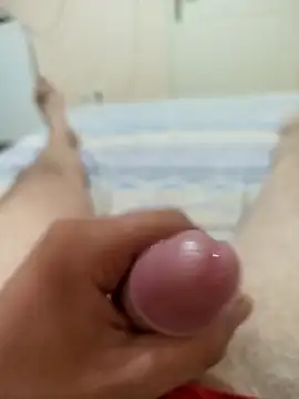 xristoss11 online show from 10/02/25, 12:19