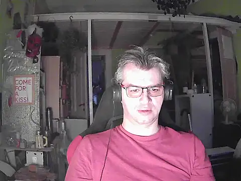 Snapshot of stary-w-kalesonach chatting on 09/09/25, 04:11 stary-w-kalesonach online show from 09/09/25, 04:11