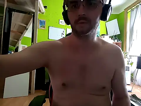 Snapshot of stary-w-kalesonach chatting on 07/16/26, 09:17 stary-w-kalesonach online show from 07/16/26, 09:17
