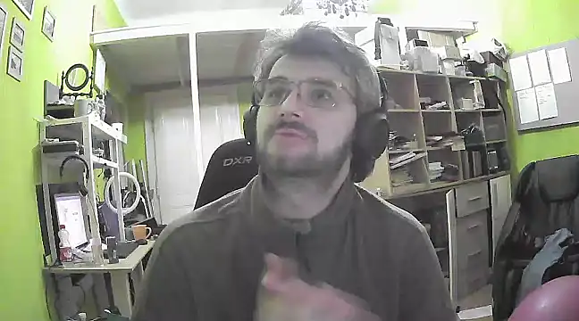 Snapshot of stary-w-kalesonach chatting on 03/02/25, 06:13 stary-w-kalesonach online show from 03/02/25, 06:13