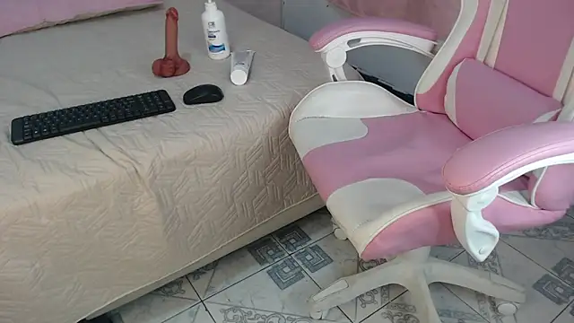 gracelove 1 online show from 01/20/25, 04:12