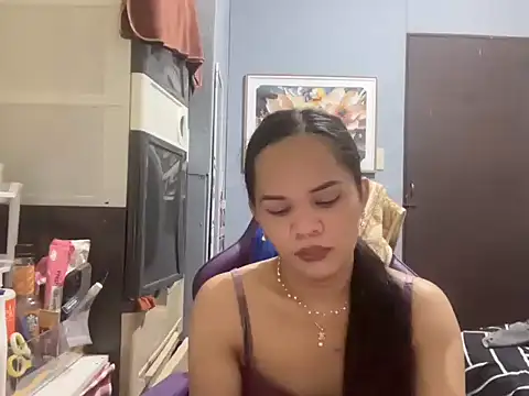 SophiaCourthaway online show from 11/15/25, 11:31