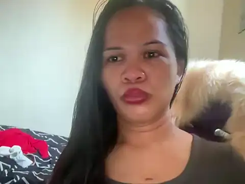 Snapshot of SophiaCourthaway chatting on 06/18/26, 10:37 SophiaCourthaway online show from 06/18/26, 10:37