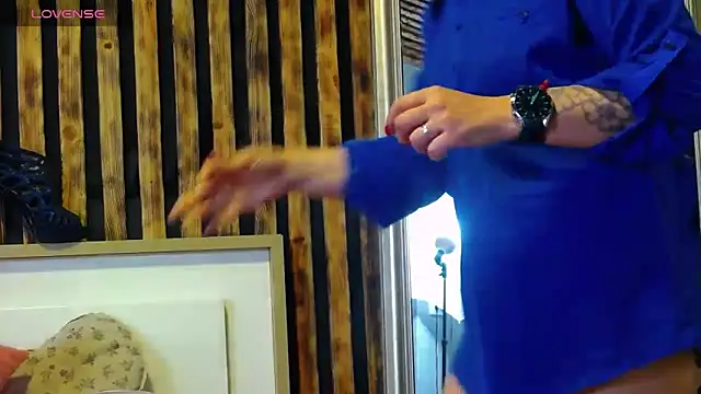 Tory Lovi online show from 04/11/26, 03:36