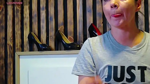 Tory Lovi online show from 05/21/26, 04:21