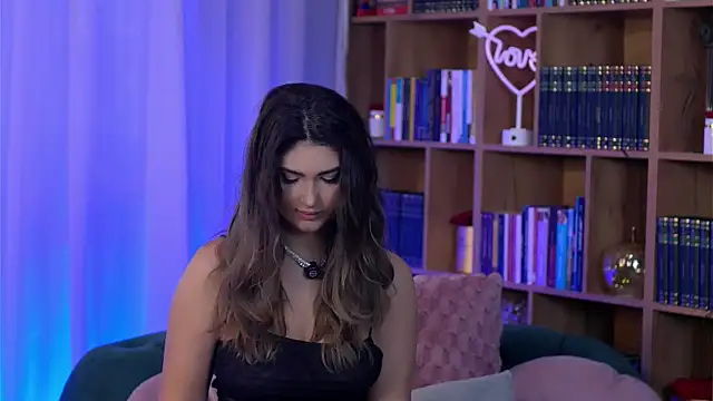 SarahPeach8 online show from 01/07/26, 01:43