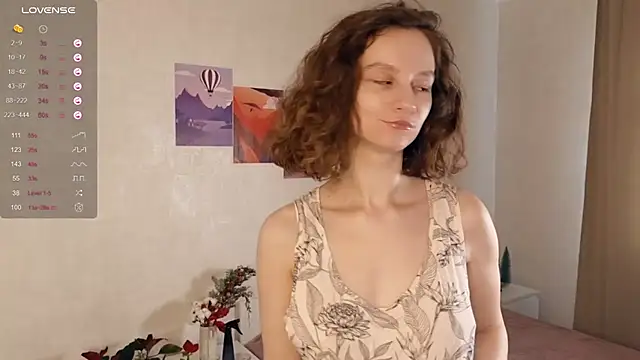 Snapshot of Leya_Curly chatting on 02/06/25, 12:15 Leya Curly online show from 02/06/25, 12:15