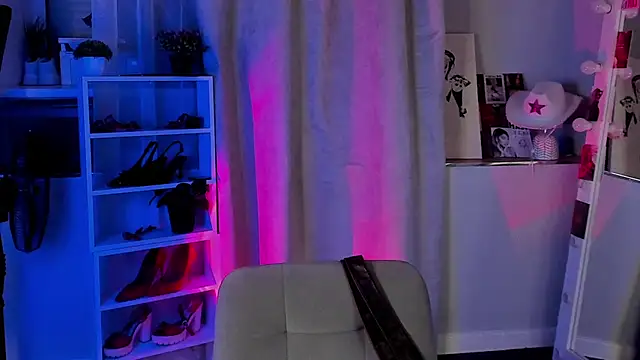 Sahara Shields online show from 11/14/25, 09:57